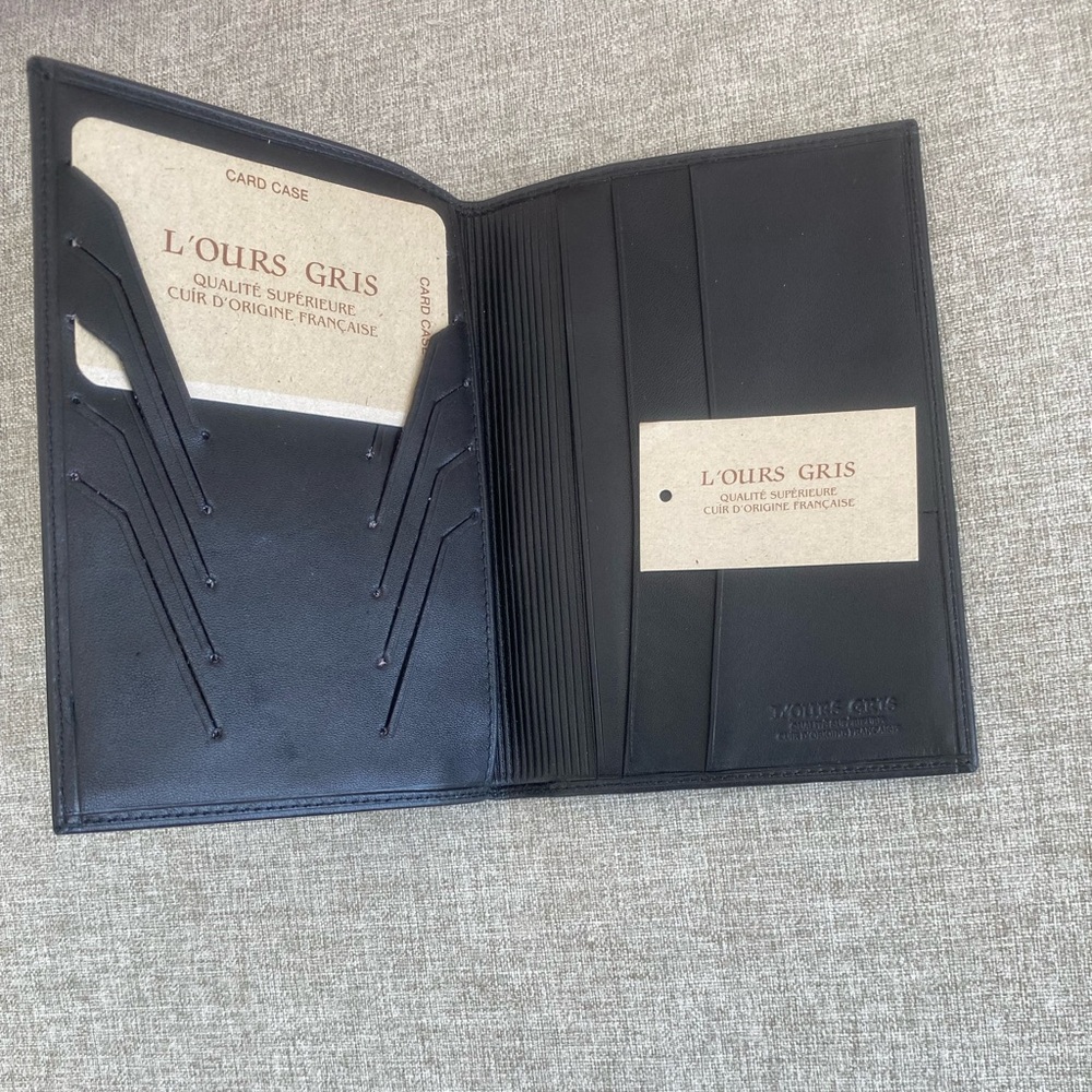 L’Ours Gris Luxury designer leather wallet - BNWT